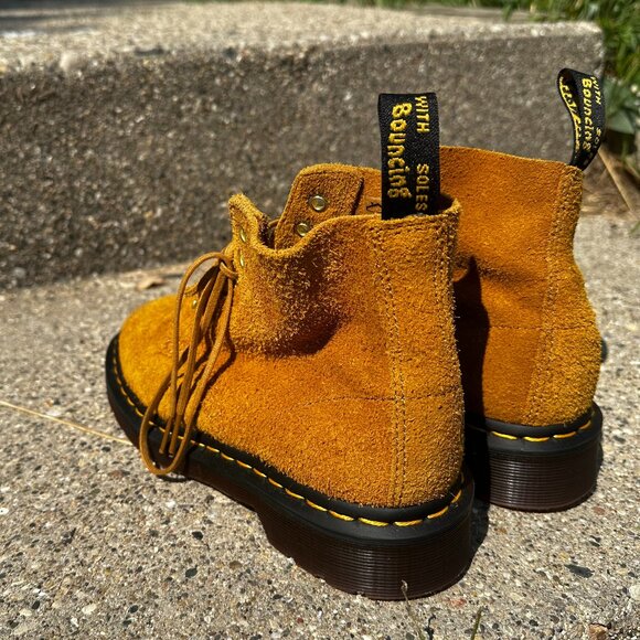 Dr. Martens - Womens 101 Suede lace up Ankle Boot Tan | SIZE 5 - EXCELENT COND - Picture 6 of 10